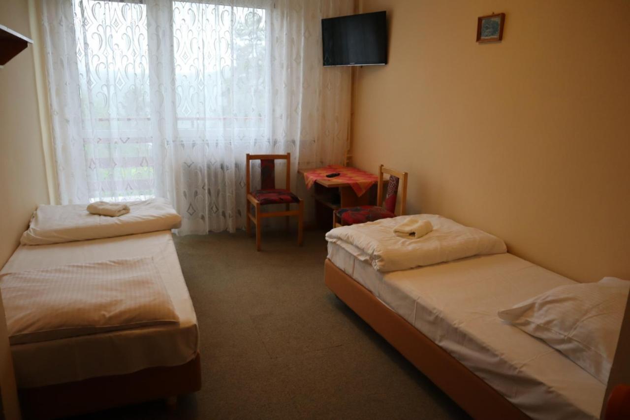 Hotel Osrodek Wypoczynkowy " Bieszczady" Myczkowce Exterior foto
