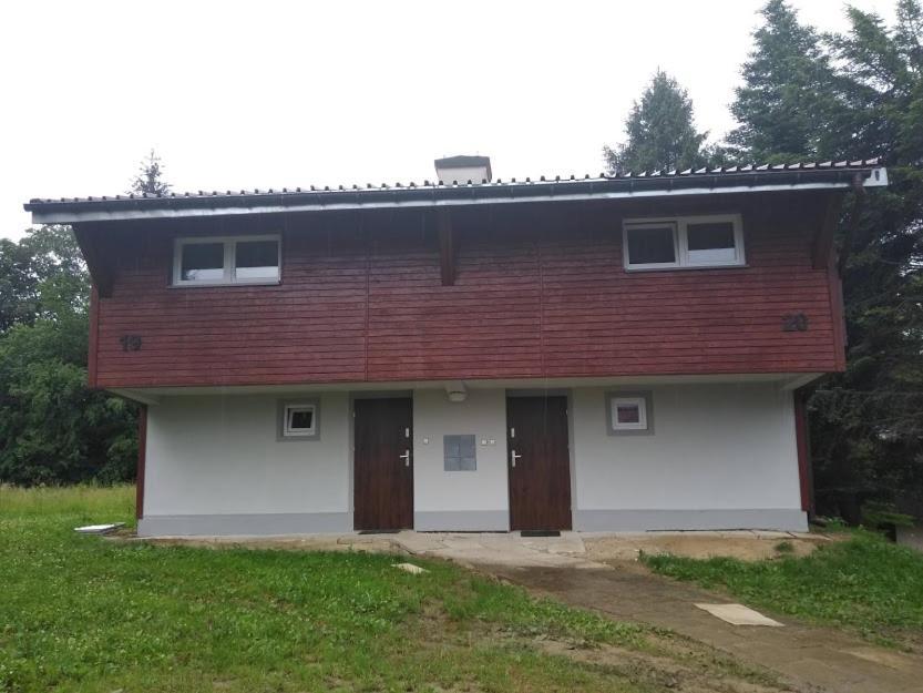 Hotel Osrodek Wypoczynkowy " Bieszczady" Myczkowce Exterior foto