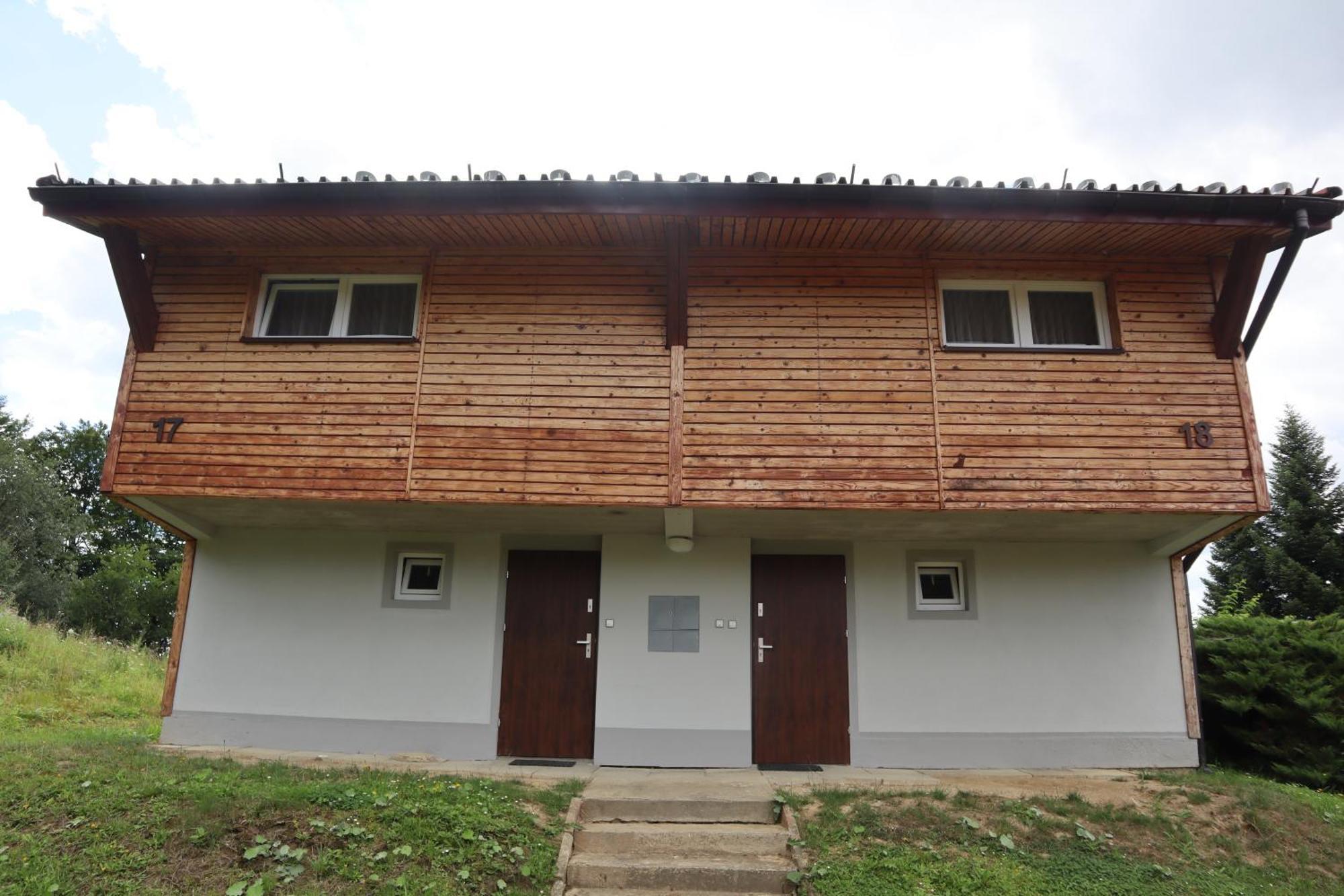 Hotel Osrodek Wypoczynkowy " Bieszczady" Myczkowce Exterior foto